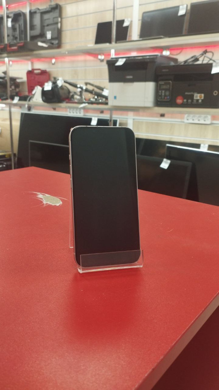 Мобильный телефон Apple iPhone 13