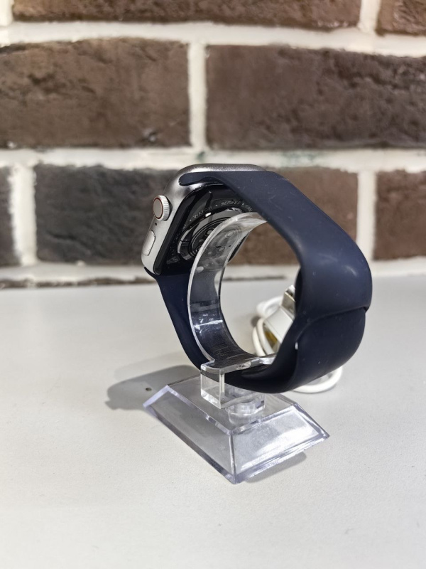 Часы смарт  Y8