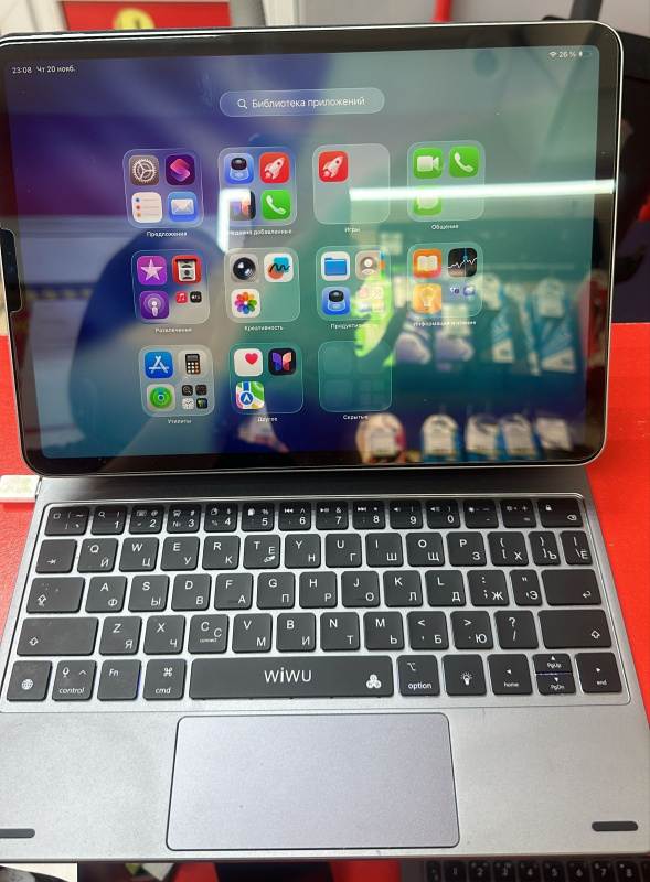 Планшет Apple iPad Pro 11 (4-го поколения) (2022)