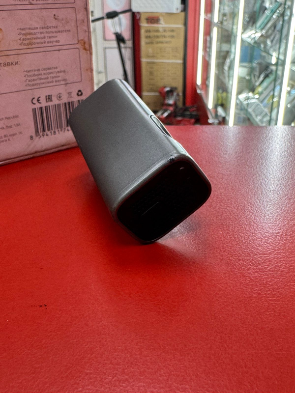 Видеорегистратор . Navitel r33