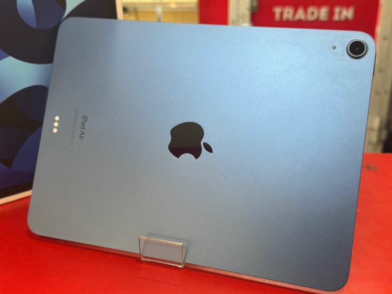 Планшет Apple iPad Air (5-го поколения) (2022)