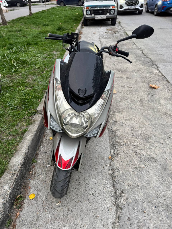 Скутер мопед Force Soll