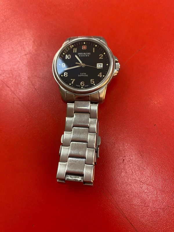 Часы наручные часы Swiss Military Hanowa 5 atm sapphire