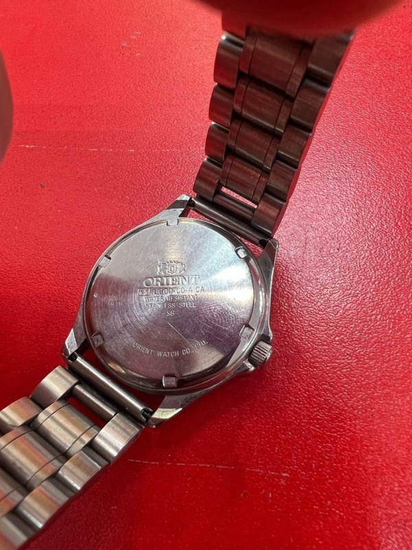 Часы наручные Orient UG0Q