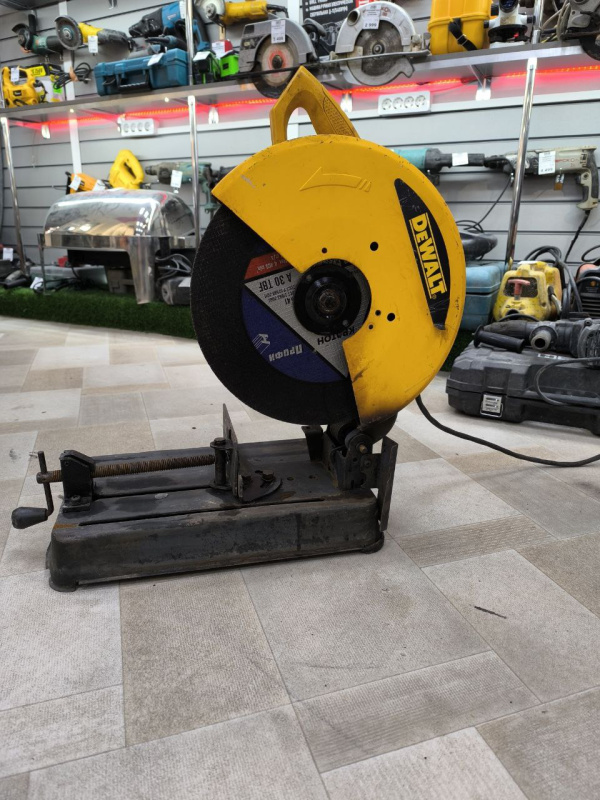 Монтажная пила Dewalt D28720