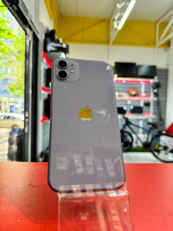 Мобильный телефон Apple iPhone 11