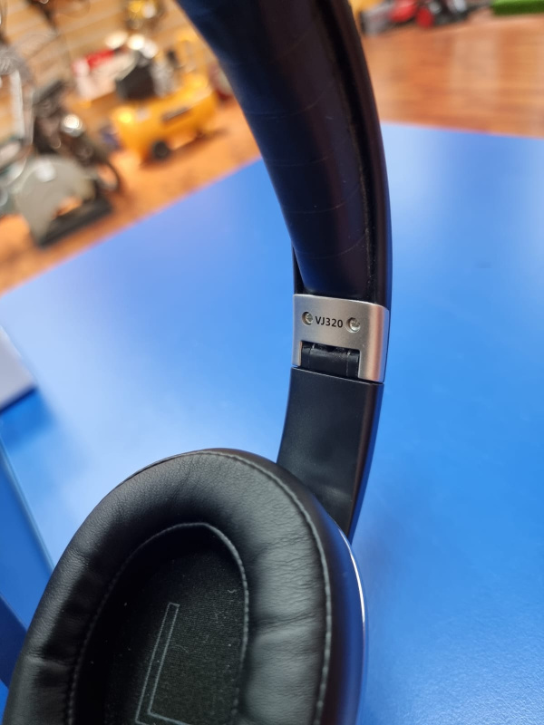 Наушники  VJ320