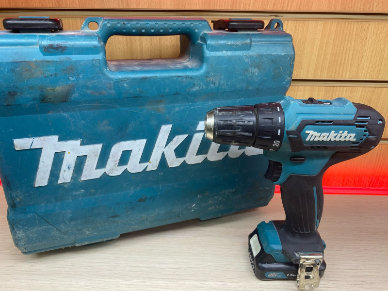 Шуруповерт Makita DF333D