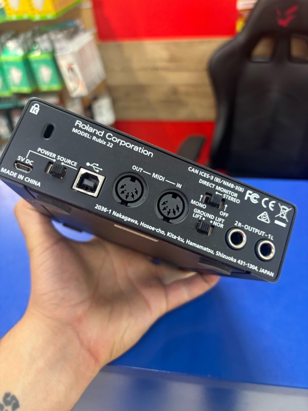 Звуковая карта Roland Rubix 22