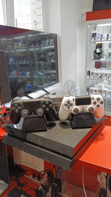 Игровая приставка PlayStation 4 Fat
