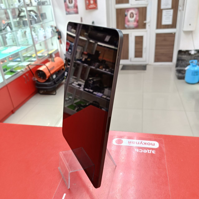 Планшет Apple iPad Pro 11 (2-го поколения) (2020)