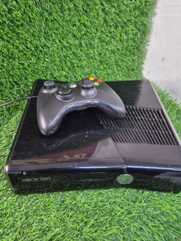 Игровая приставка Xbox XBOX 360 Slim 250gb