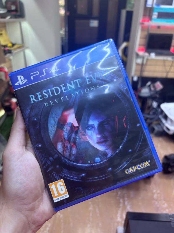 Игра Sony resident evil revalations