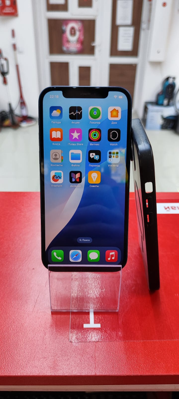 Мобильный телефон Apple iPhone 12