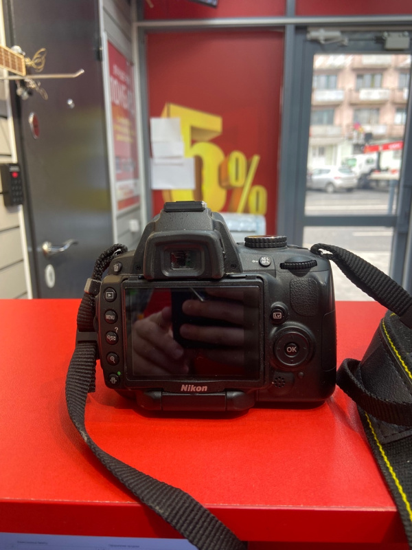 Фотоаппарат Nikon D5000