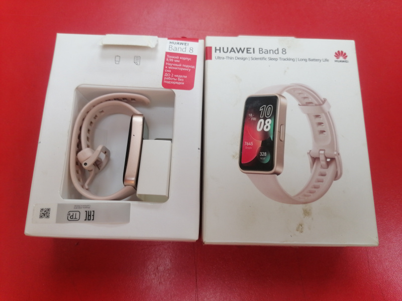 Часы смарт Huawei BAND 8