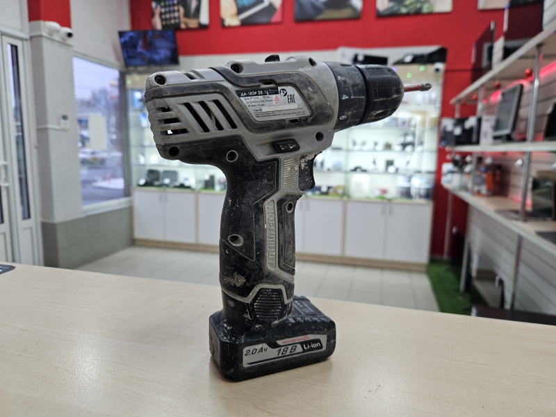 Шуруповерт Интерскол ДА-18ЭР 35