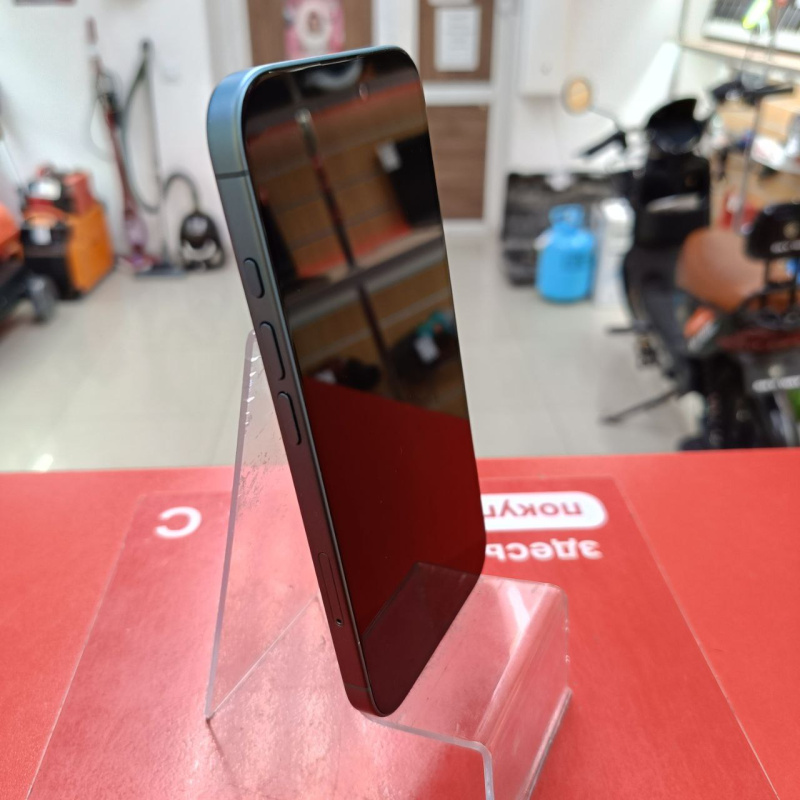 Мобильный телефон Apple iPhone 16