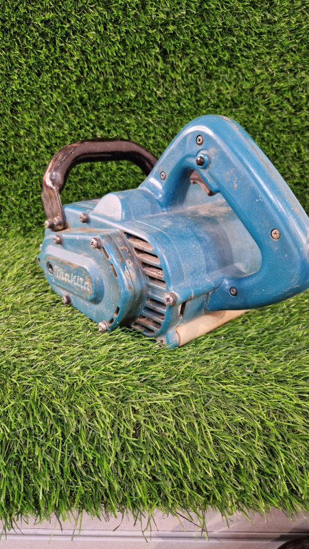 Шлифмашинка Makita 9741