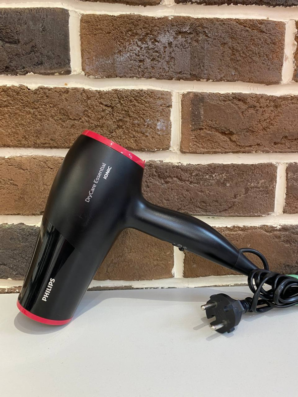 Фен  Philips DryCare Essential BHD029