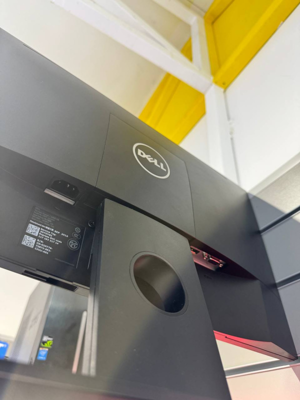 Монитор Dell E2216H