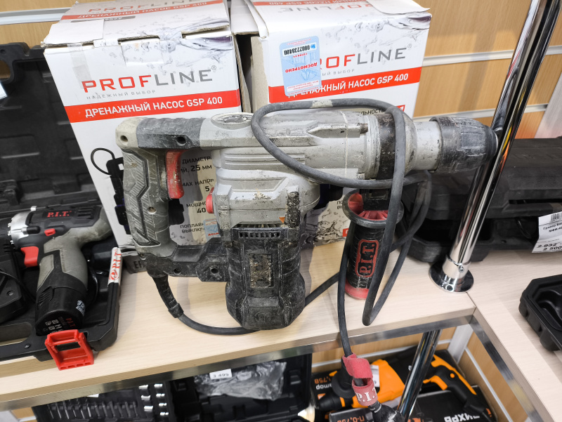 Перфоратор P.I.T. pbh28-c