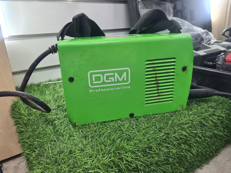 Инверторный полуавтомат (MIG-MAG) DGM 220A