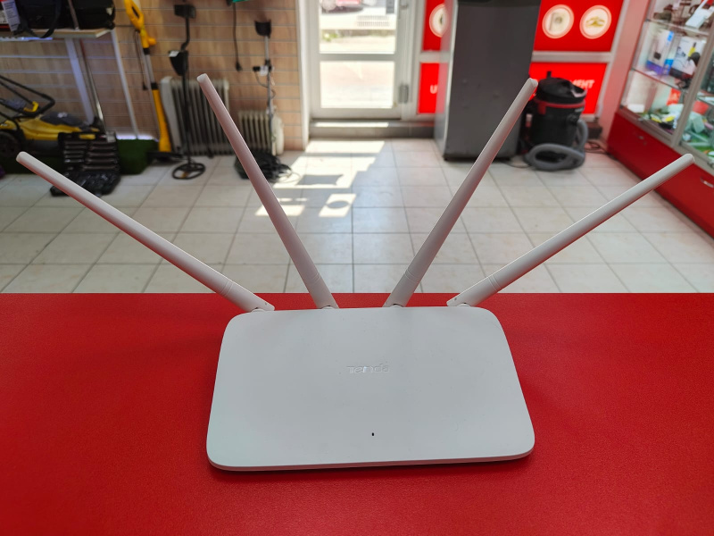 Роутер Tenda N300