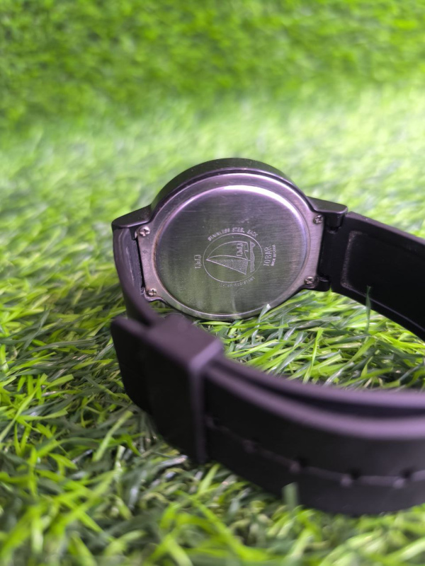 Часы наручные  Q*Q 10bar