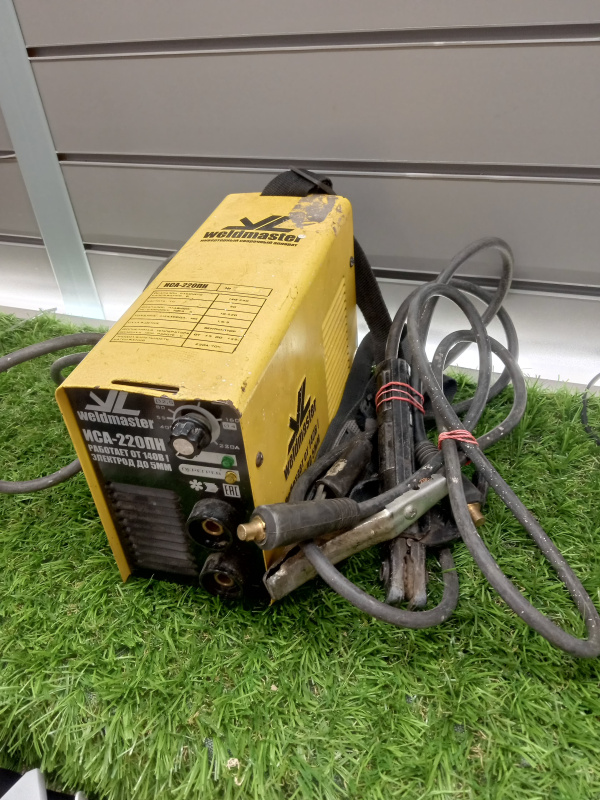 Сварочный аппарат - инвертор ММА Weldmaster САИ-220ПН