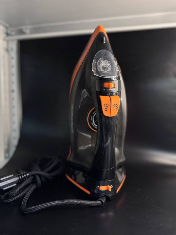 Утюг Reoka RKI-CE2400