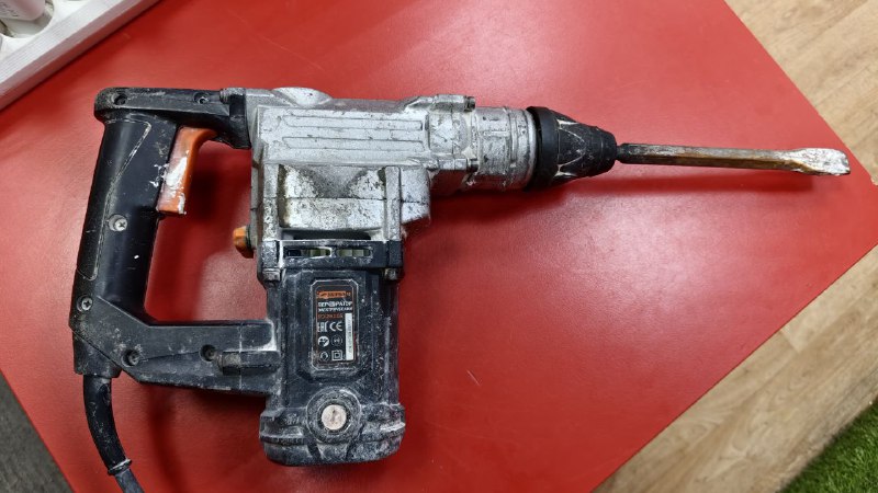 Перфоратор Dnipro-M пэ-2611б