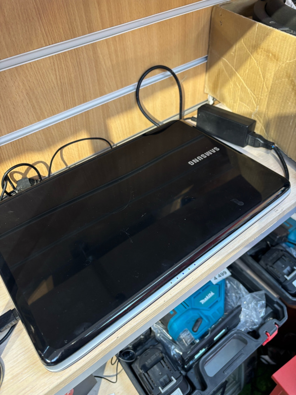 Ноутбук Samsung RV508