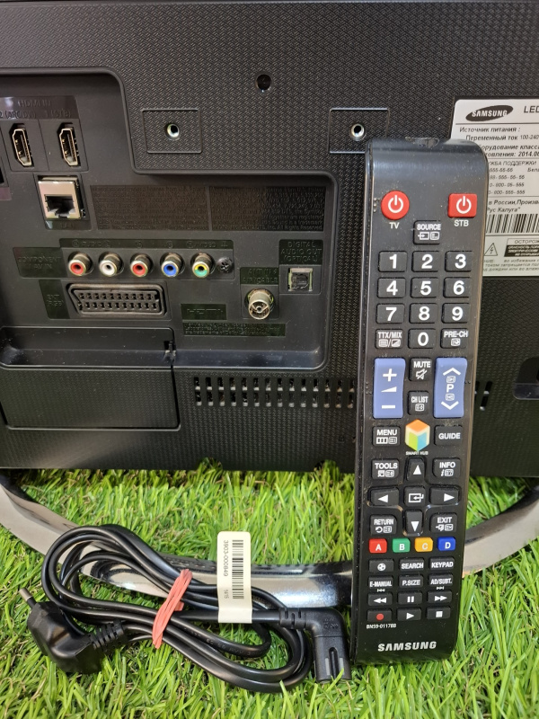 Телевизор Samsung UE22H5600AK