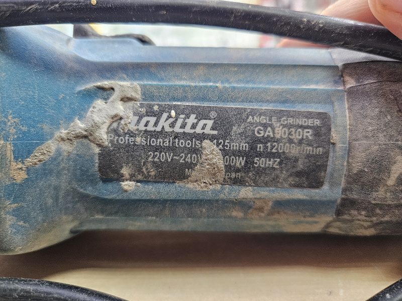 Болгарка Makita GA5030R