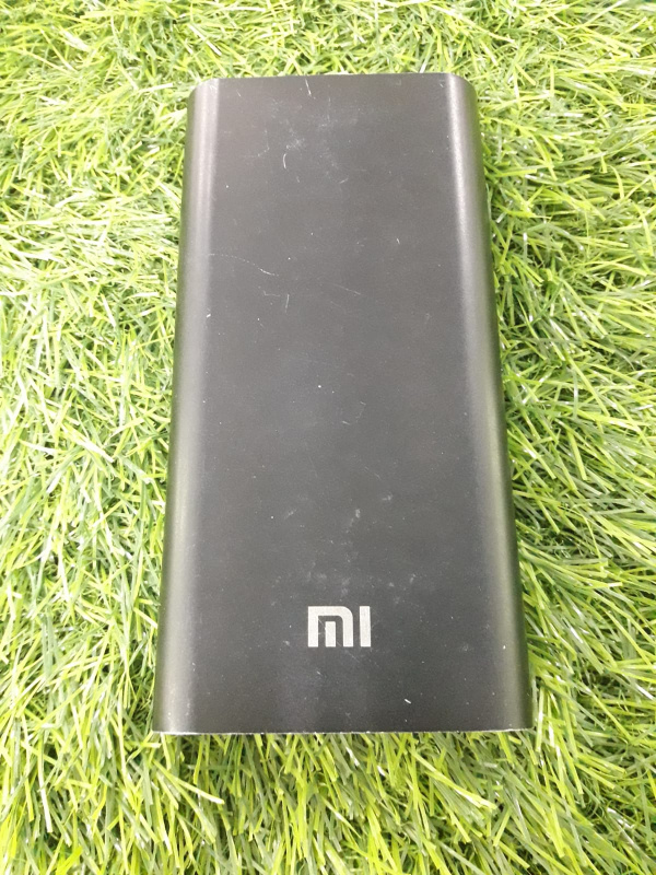 Внешний аккумулятор Внешний аккумулятор Xiaomi 20800